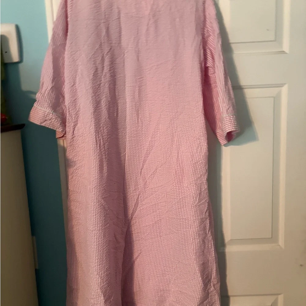 Pink Zip-Up Robe - Picture 3 of 3